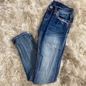 Grace in LA skinny jeans